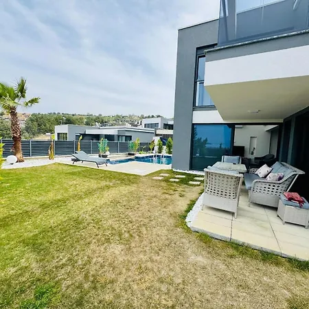 Spacegardenvillas Vila *