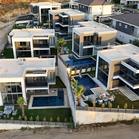 Spacegardenvillas Vila *
